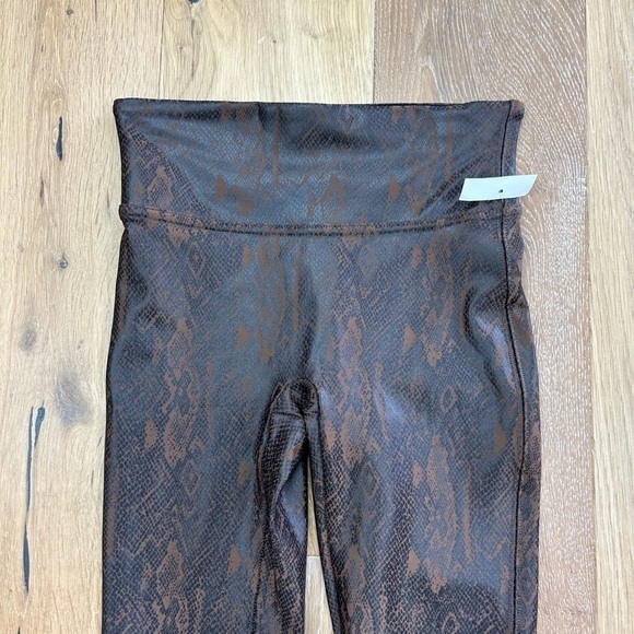 Spanx Faux Leather Brown Snakeskin Leggings Animal Print Pants XS - Picture 4 of 11